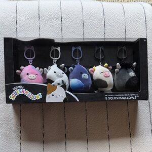 NWT Select Series Squishmallows Cow Clip Boxed Set